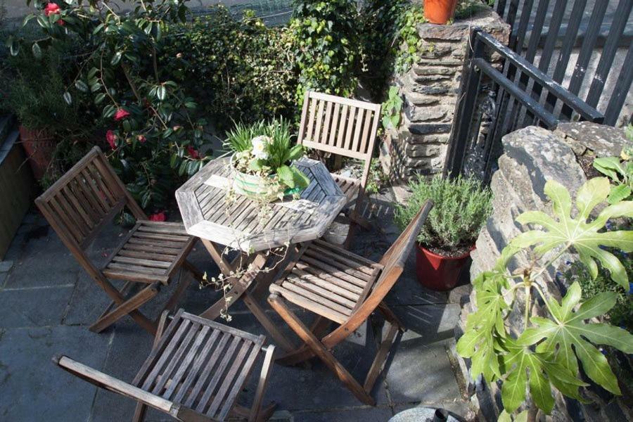Just B -Town Centre, 2 X Double Bedroom Apartment With Smart Tv, Full Kitchen & Great 1400 Power Shower! St Elmo Cottage Ντάρτμουθ Εξωτερικό φωτογραφία
