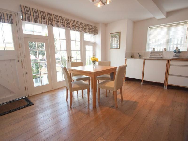 Just B -Town Centre, 2 X Double Bedroom Apartment With Smart Tv, Full Kitchen & Great 1400 Power Shower! St Elmo Cottage Ντάρτμουθ Εξωτερικό φωτογραφία